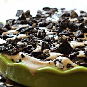 An ice cream pie topped with Oreos