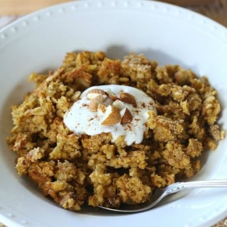 This Pumpkin Banana Bread Baked Oatmeal is warm, comforting, and filled with all the sweet flavors of fall. It's the perfect healthy breakfast for all of those chilly mornings!