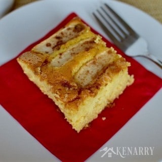 Love apples? This Caramel Apple Coffee Cake recipe is a great fall idea for the next breakfast, brunch or dessert you host for friends at your home.