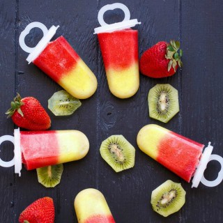 These three-ingredient strawberry kiwi popsicles are super easy to make and a fun project to do with the kids this summer!