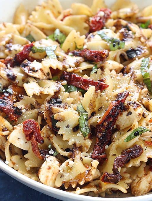 Caprese Pasta Salad with Sun-dried Tomatoes