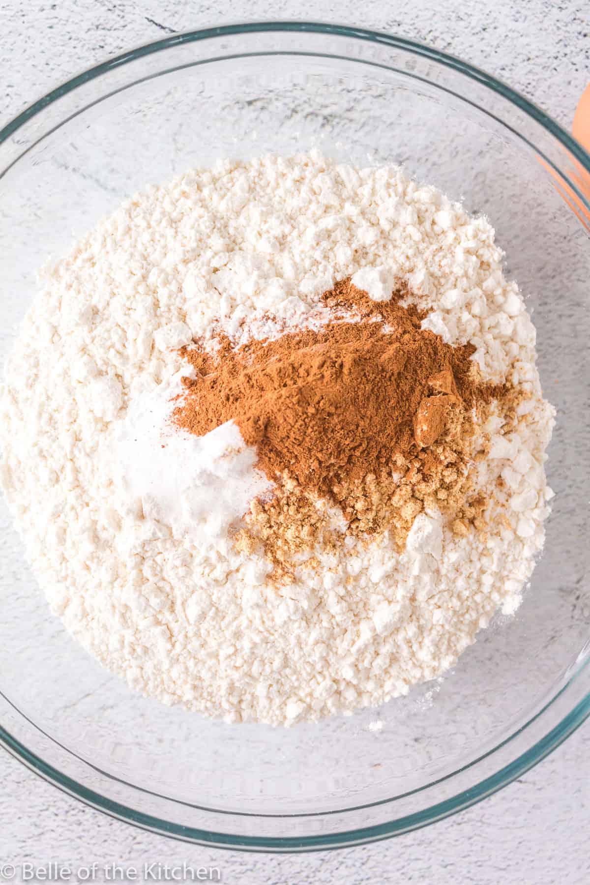 flour, cinnamon and baking soda in a bowl