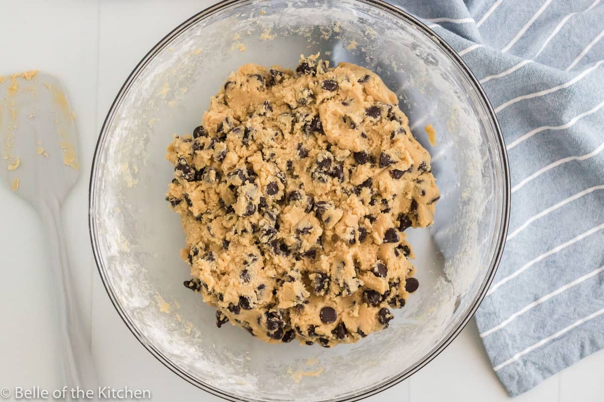 chocolate chip cookie dough in a glass bowl