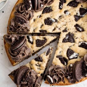 two slices of oreo cookie cake